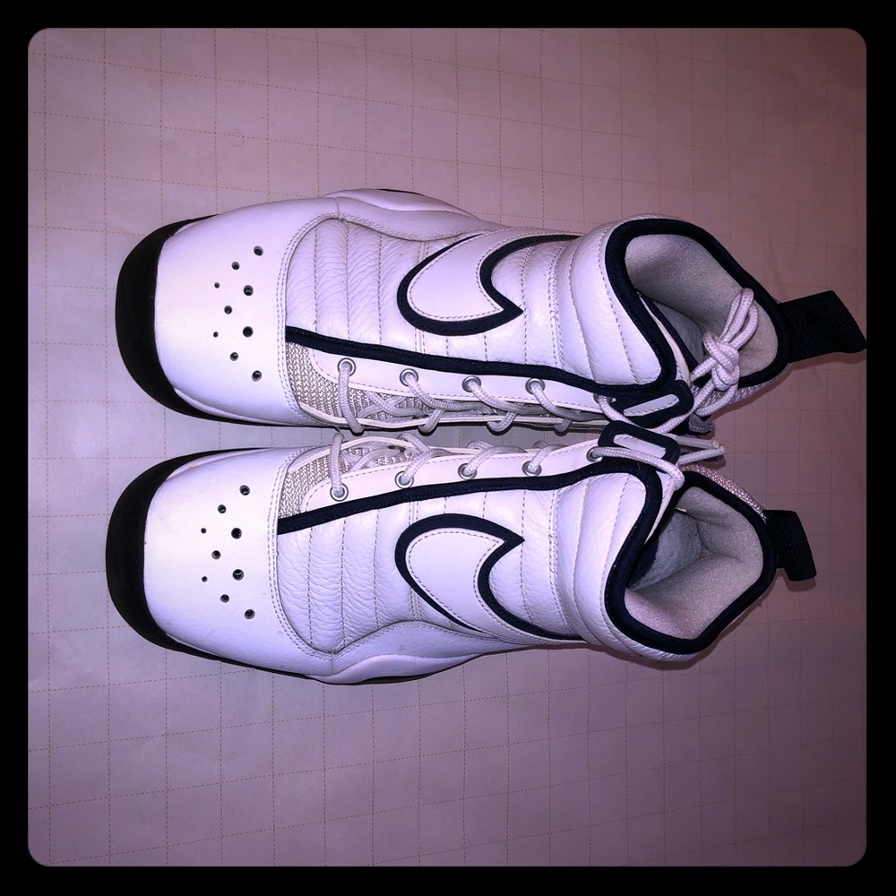 Nike Air Shake Ndestrukt size 9
